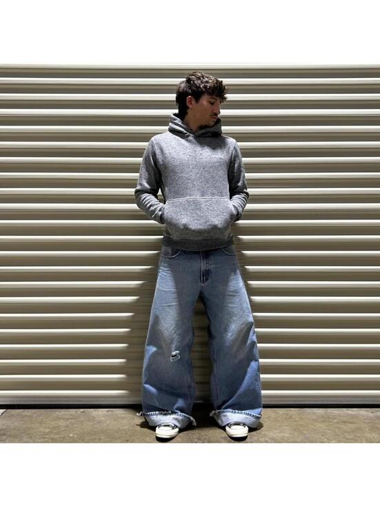 Volcom Other - Vintage Y2K grey Volcom slim fit hoodie